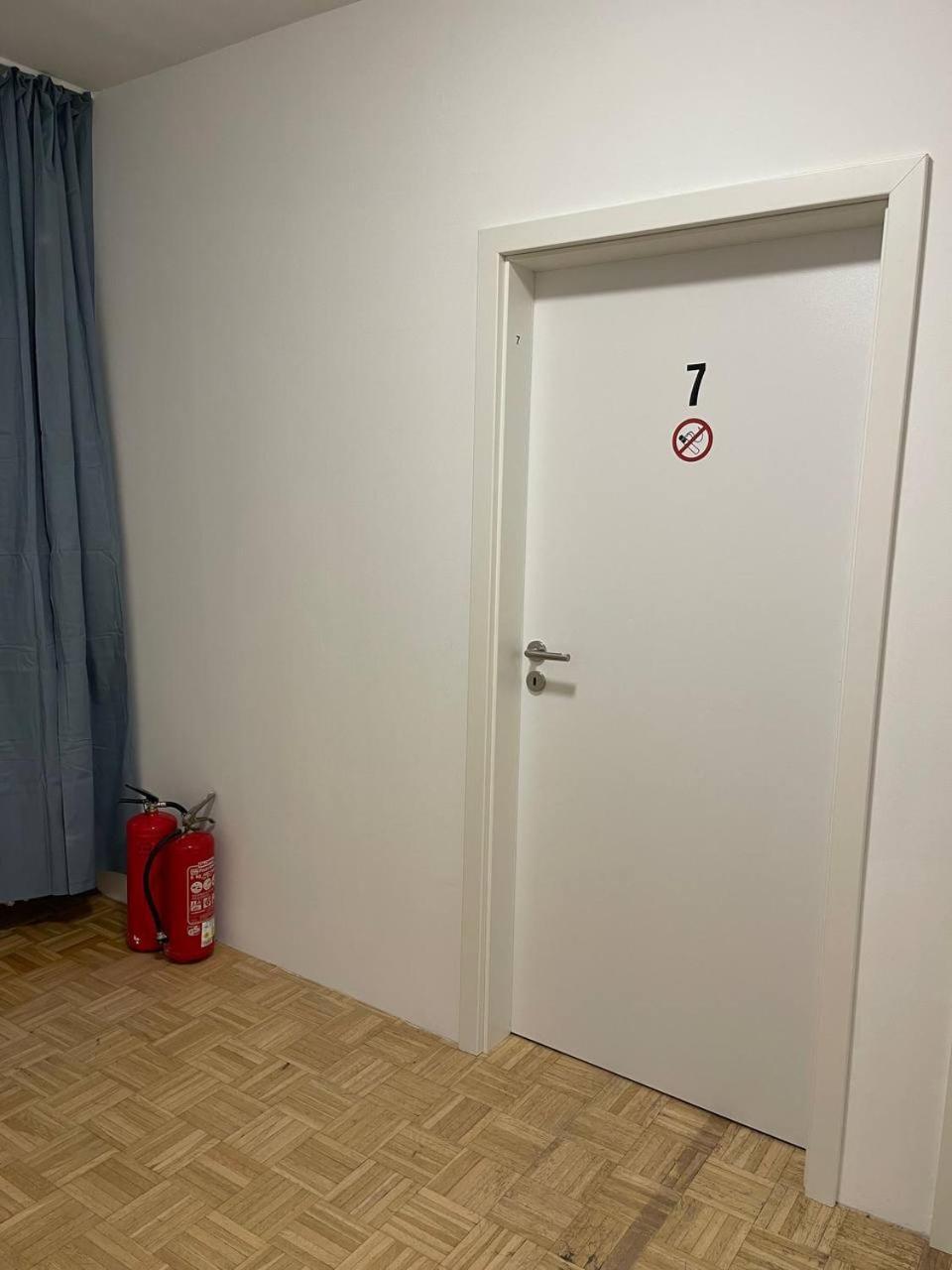 Shared Apartment At Heumarkt, City Center Keulen Buitenkant foto