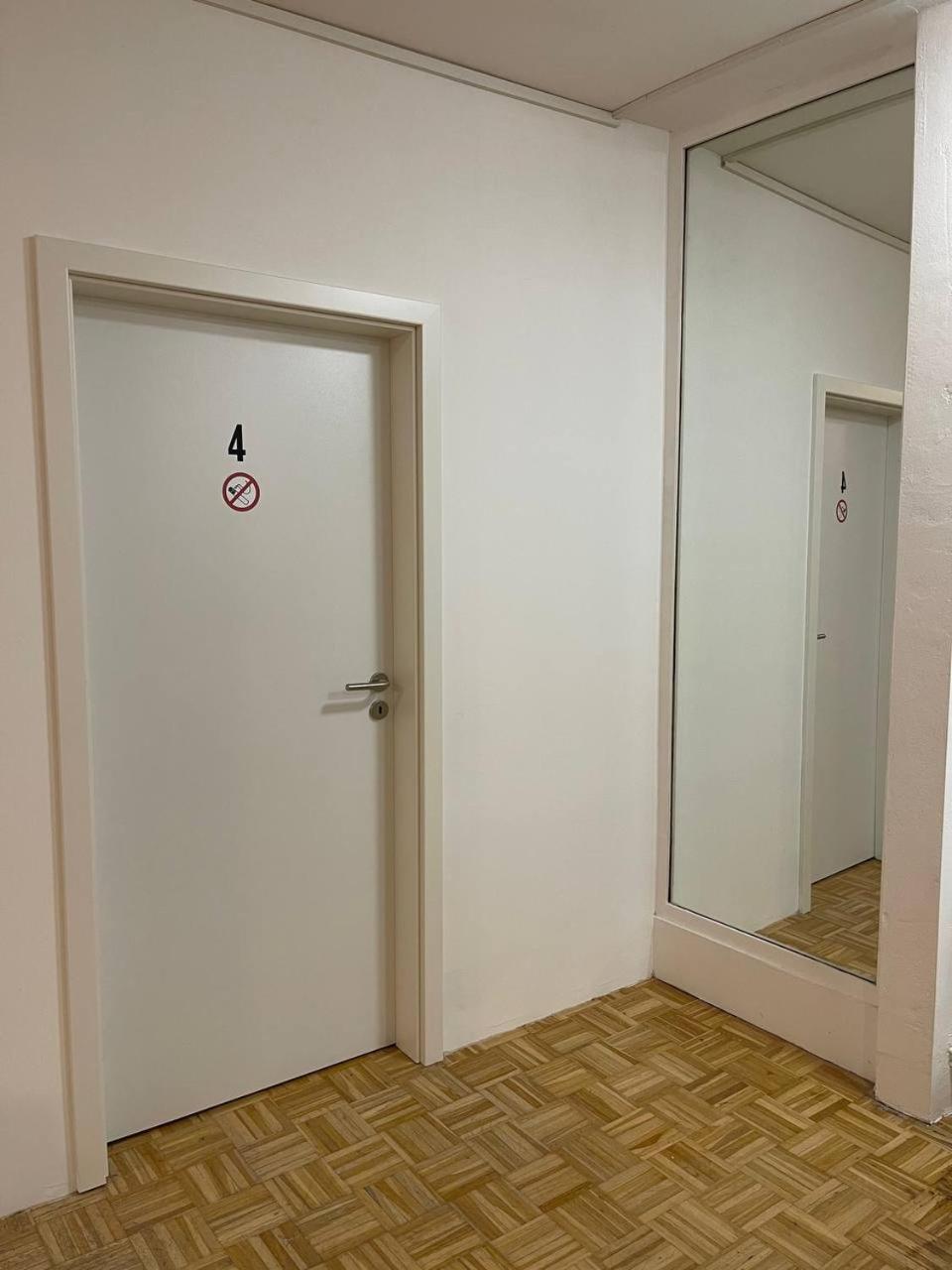 Shared Apartment At Heumarkt, City Center Keulen Buitenkant foto