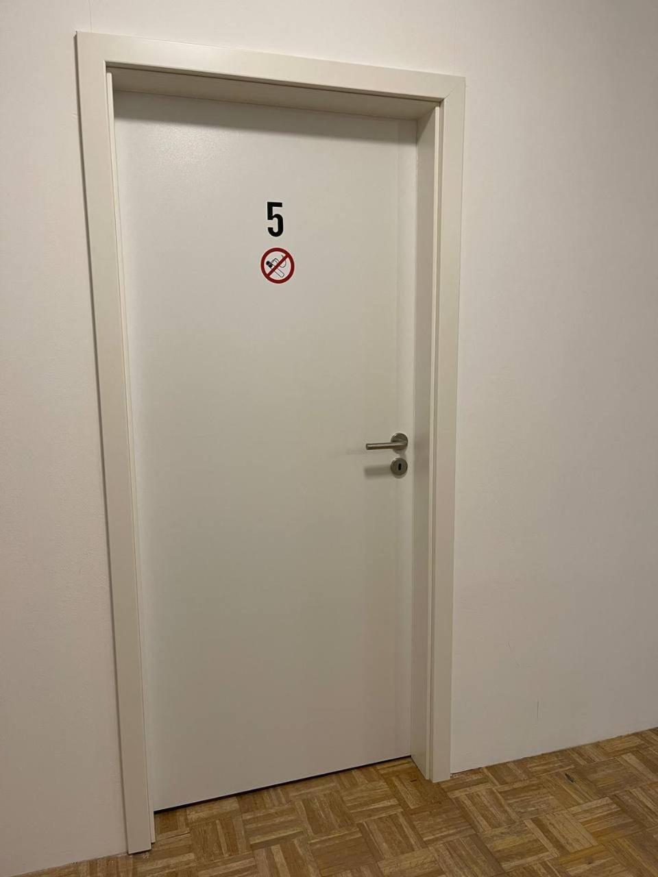 Shared Apartment At Heumarkt, City Center Keulen Buitenkant foto