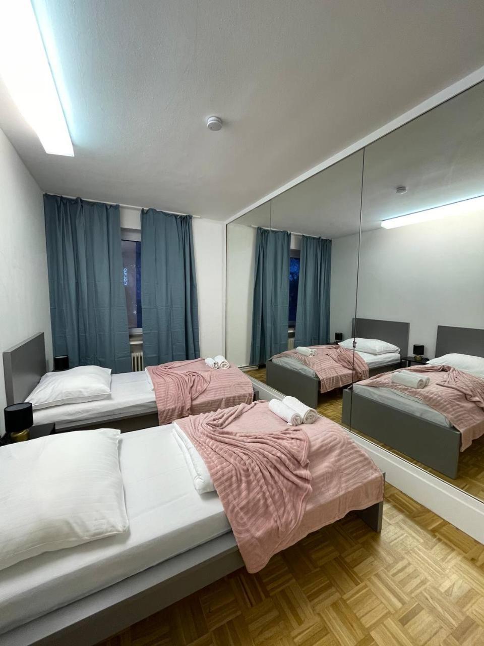 Shared Apartment At Heumarkt, City Center Keulen Buitenkant foto