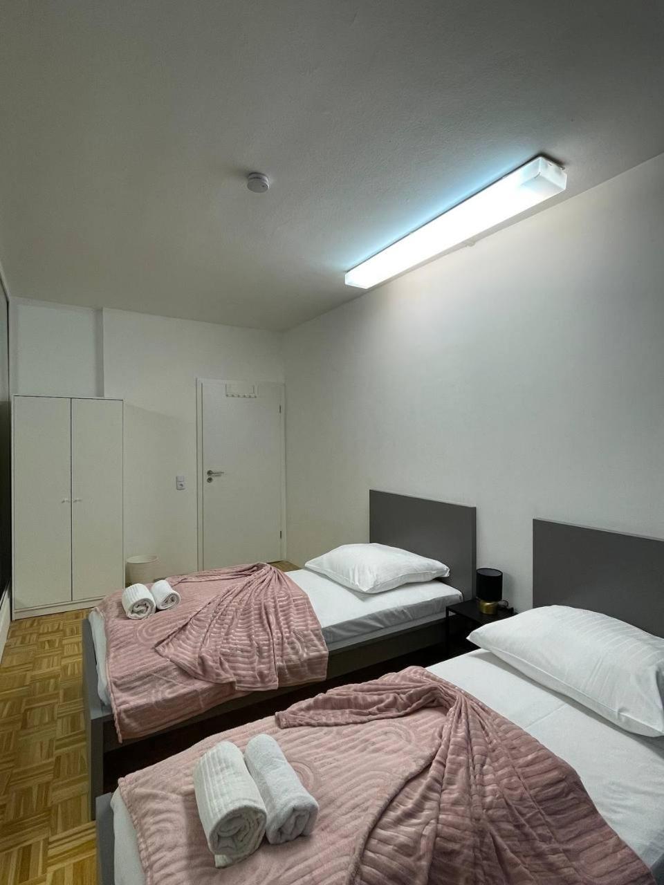 Shared Apartment At Heumarkt, City Center Keulen Buitenkant foto